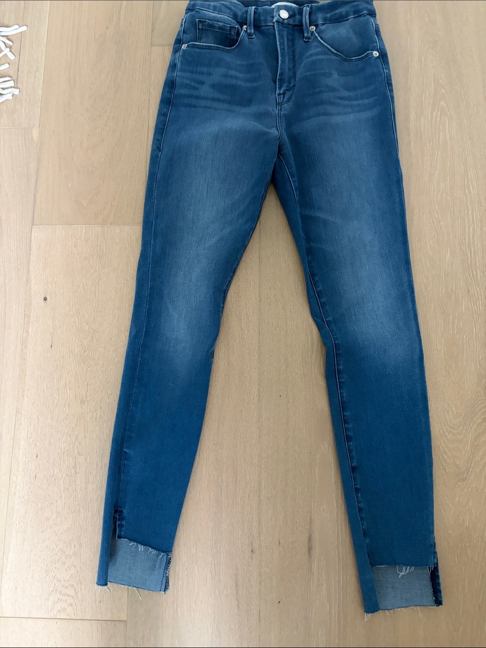 Good American Dark Blue Skinny Jeans with Subtle Fade